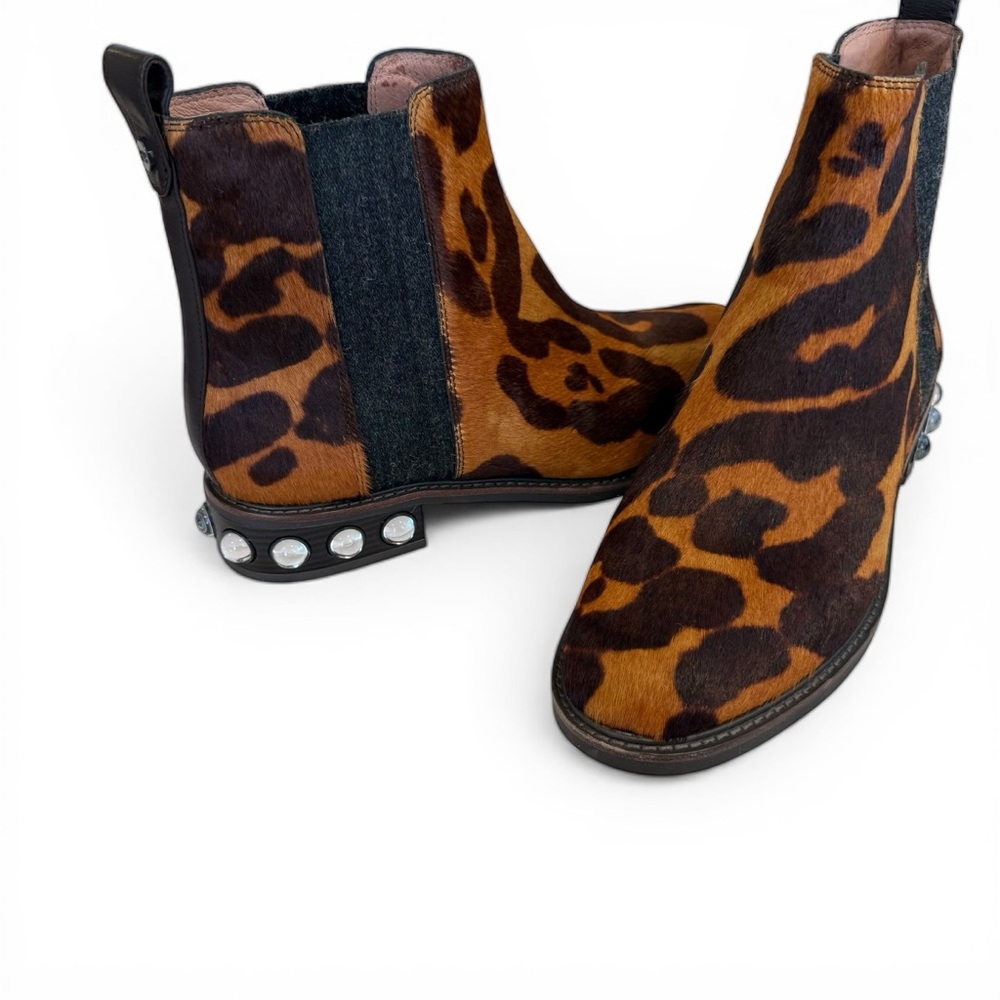 NWOT Louise et Cie Ankle Chelsea Boots 11 - Picture 5 of 11